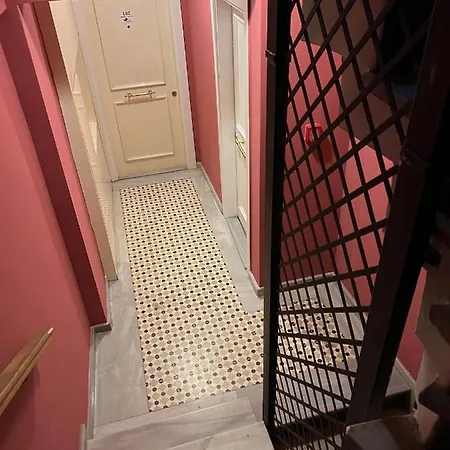 Neva Flats Taksim Otel İstanbul